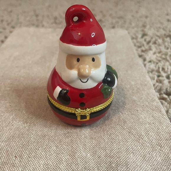 Christmas Holiday decor Bundle Mugs Mudpie Towel Salt Pepper, Santa Trinket Box - Picture 8 of 14